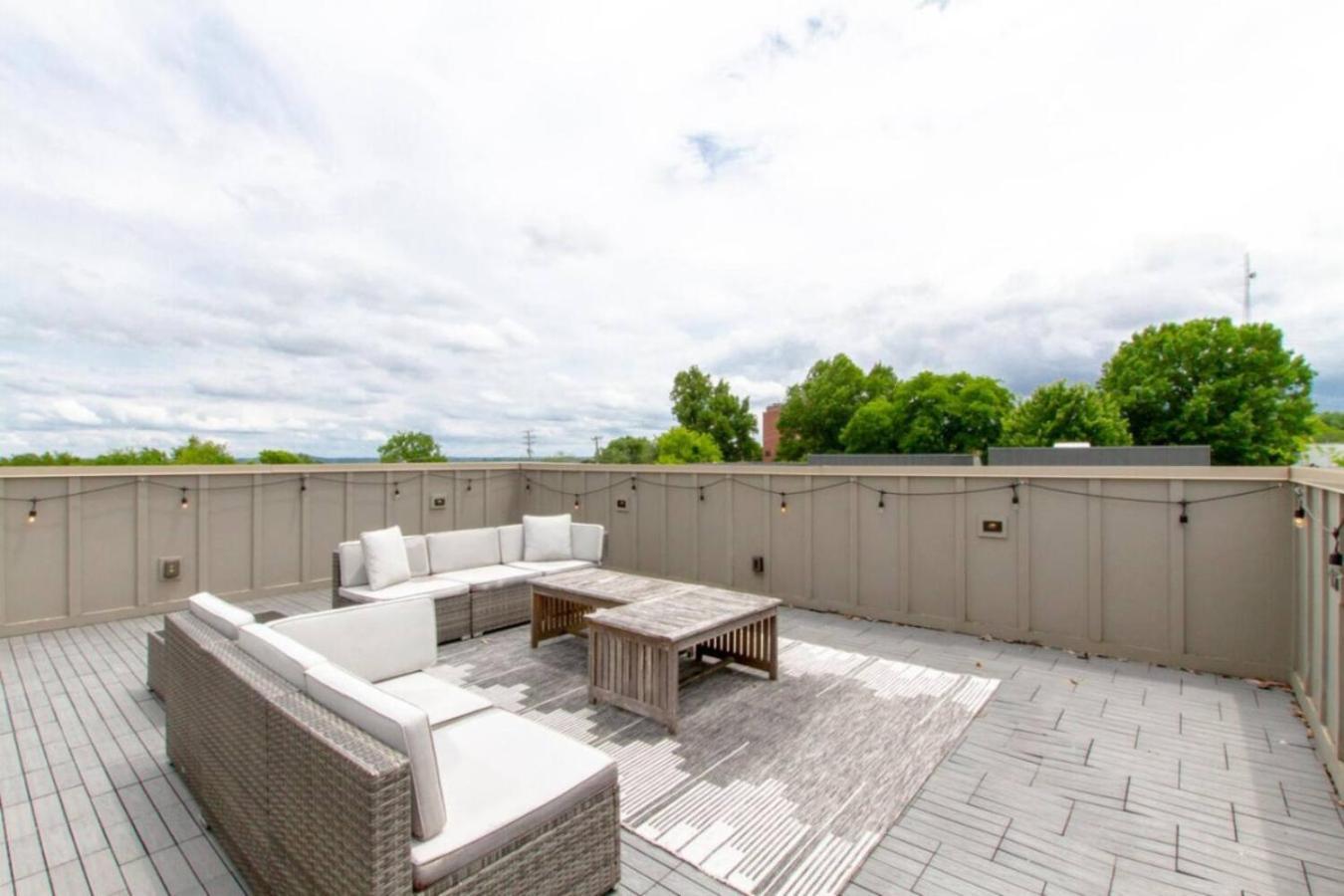 נאשוויל Howdy House New And Trendy With Rooftop Deck מראה חיצוני תמונה